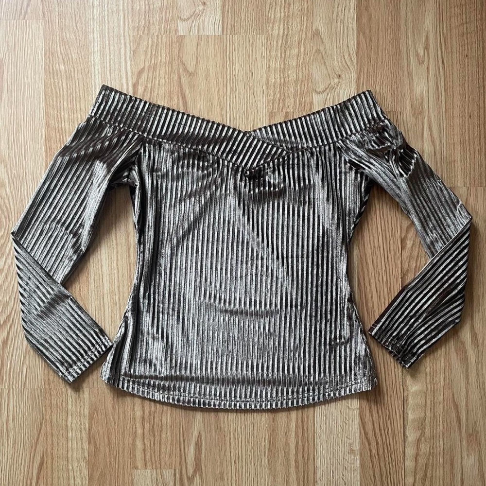 🤎 off shoulder top